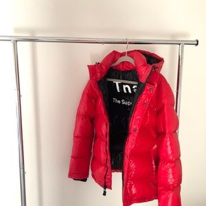 TNA The Super Puff | Shiny Red